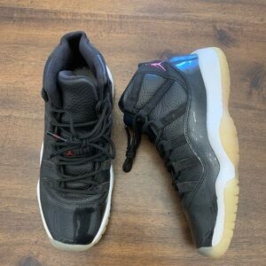 2015 Nike Air Jordan 11 Retro XI 72-10 Black Gym Red White Kids 5.5 Youth Shoes